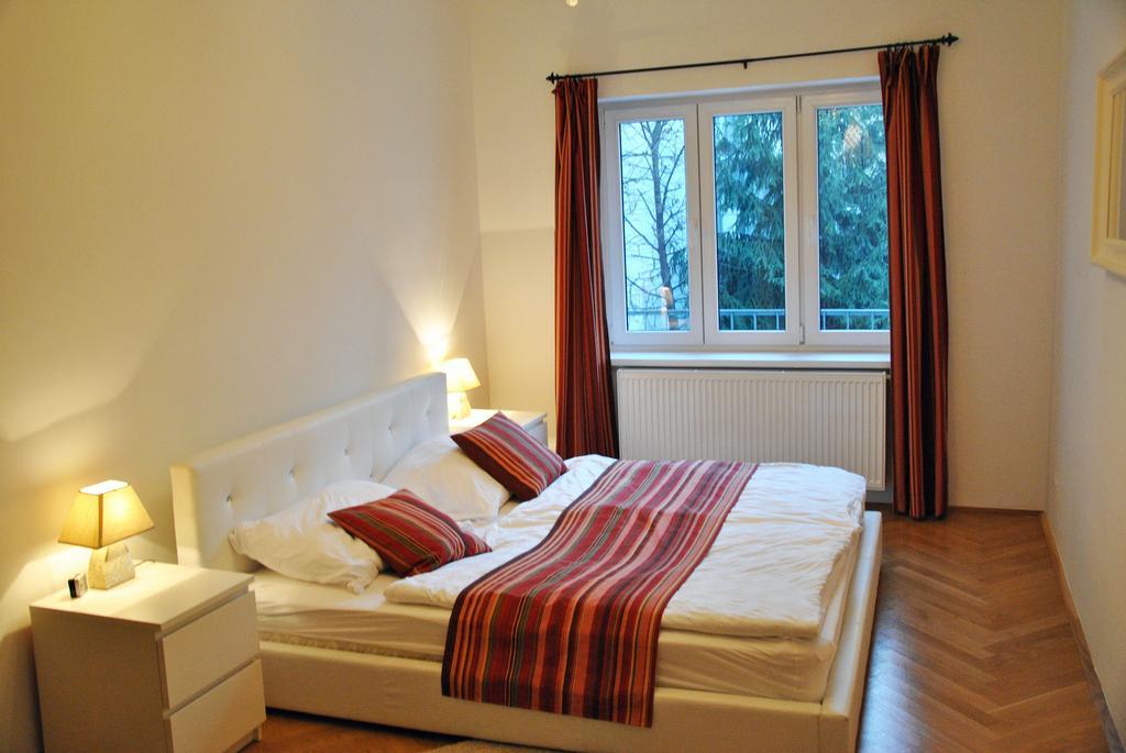 Schoenbrunn Park Apartement ウィーン 部屋 写真