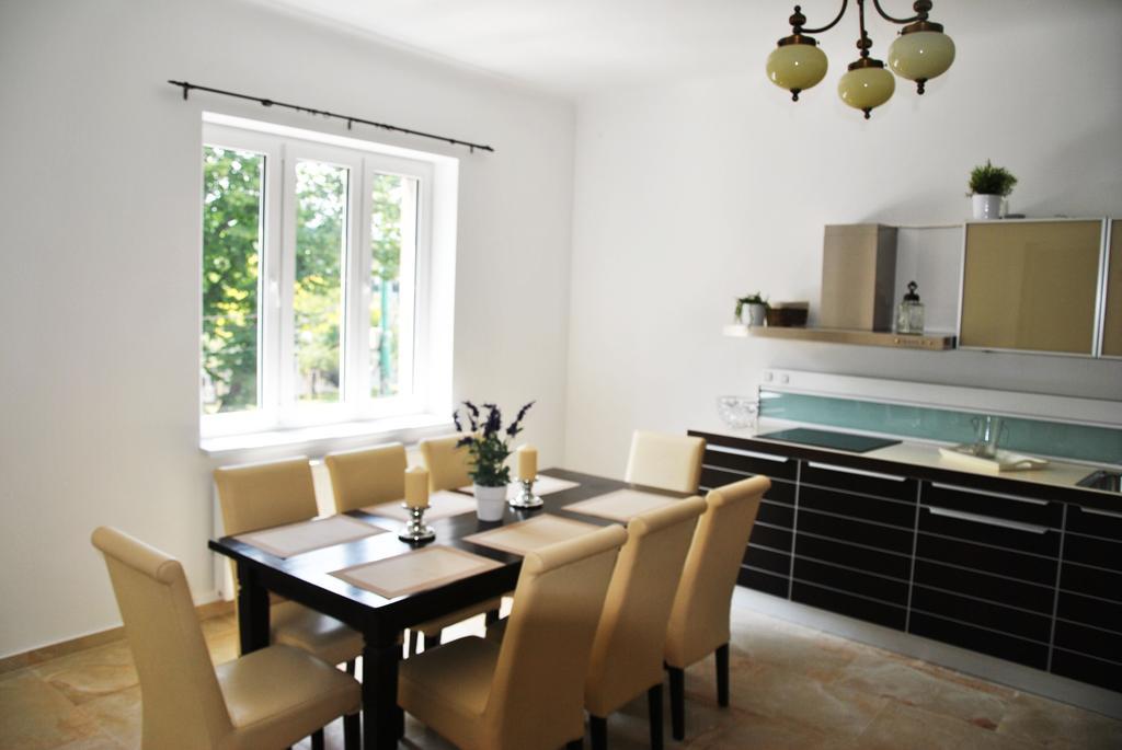 Schoenbrunn Park Apartement ウィーン 部屋 写真